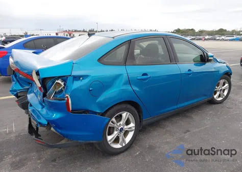 2014 Ford Focus Se z USA, uszkodzony, nr VIN 1FADP3F22EL310685